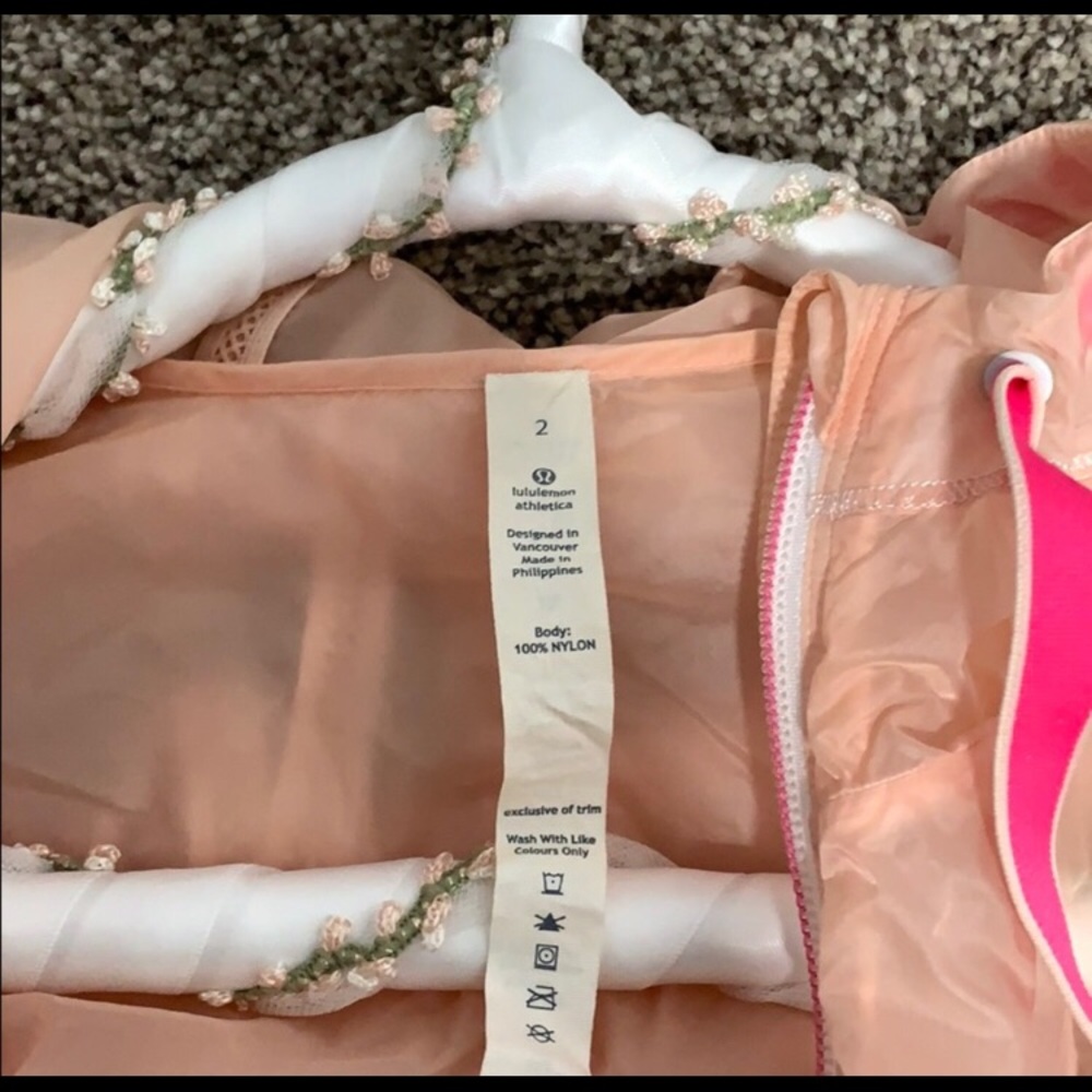 Lululemon Jacket - Picture 4 of 4